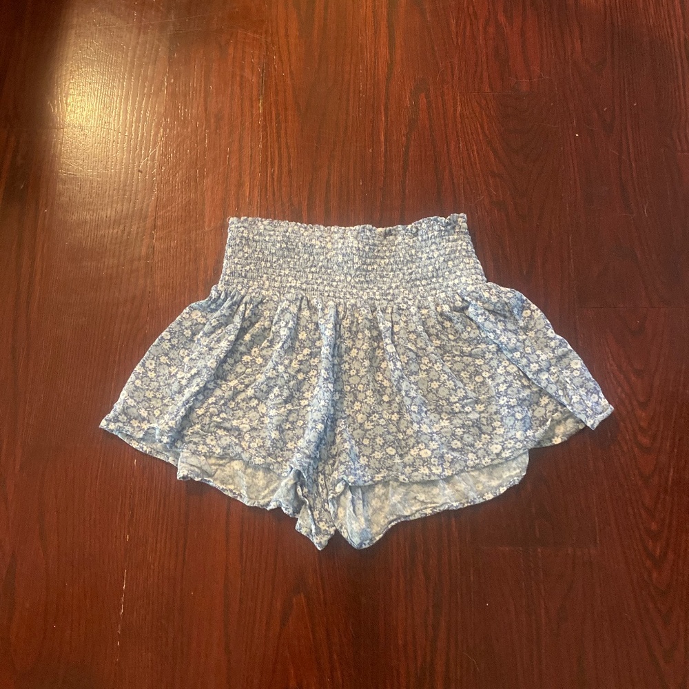 Floral loose shorts